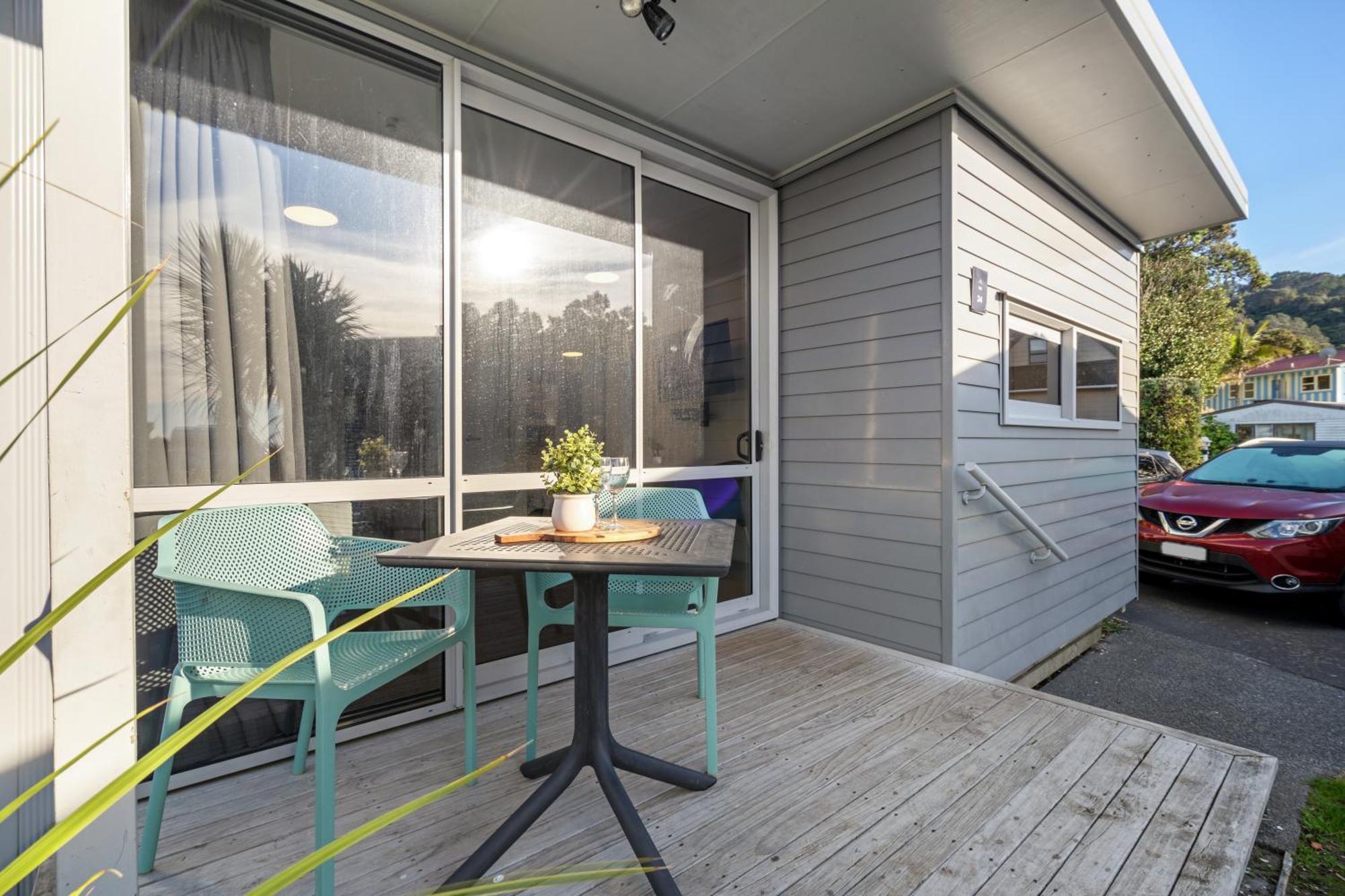 Tasman Holiday Parks - Waihi Beach Eksteriør bilde A typical studio apartment